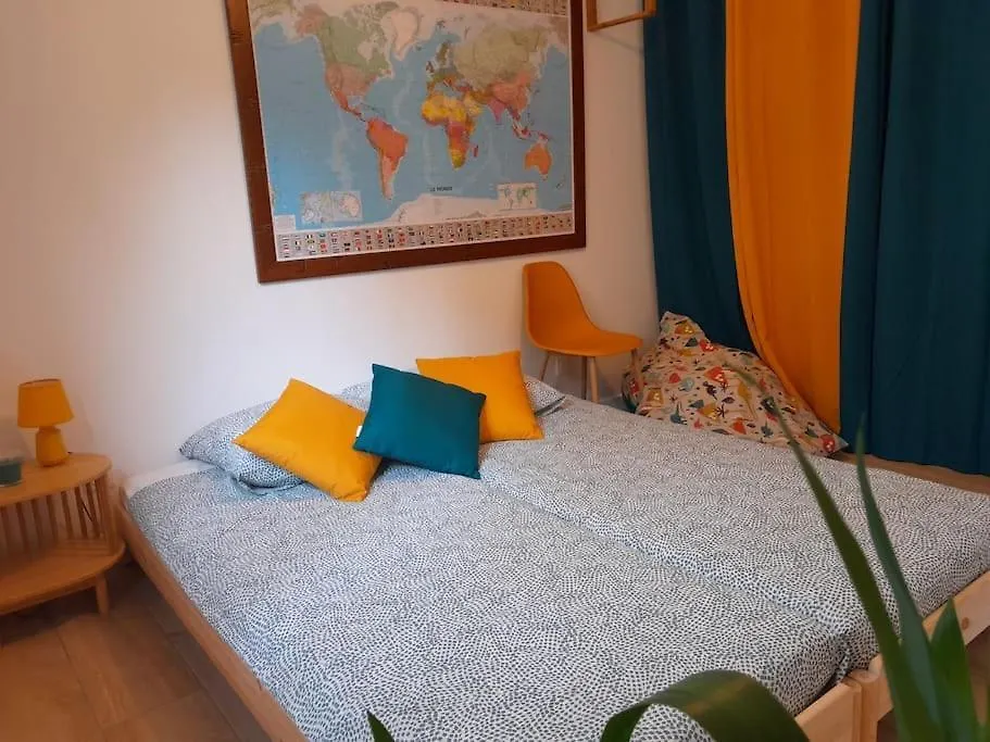 Holiday home Maison Moderne Avec Jardin Et Jacuzzi La Bouilladisse