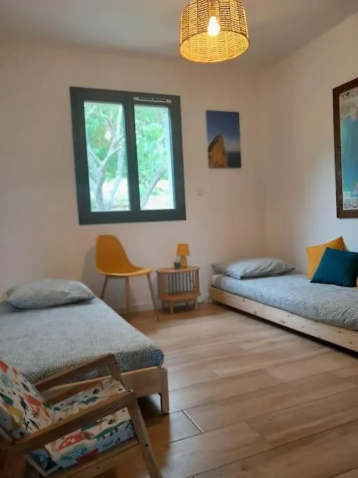 Maison Moderne Avec Jardin Et Jacuzzi La Bouilladisse