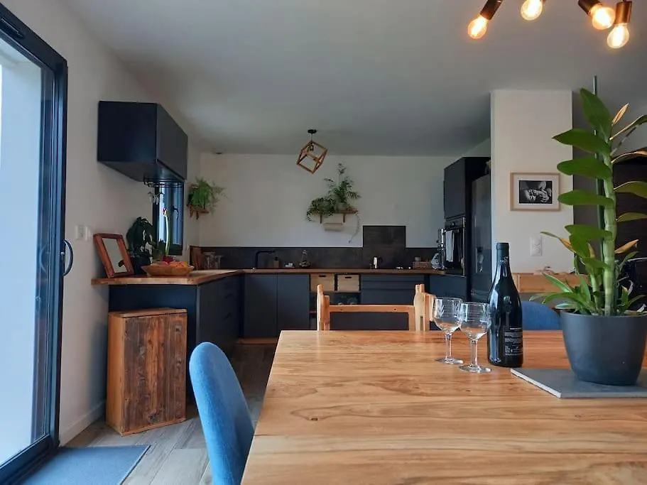 Maison Moderne Avec Jardin Et Jacuzzi La Bouilladisse 0*,